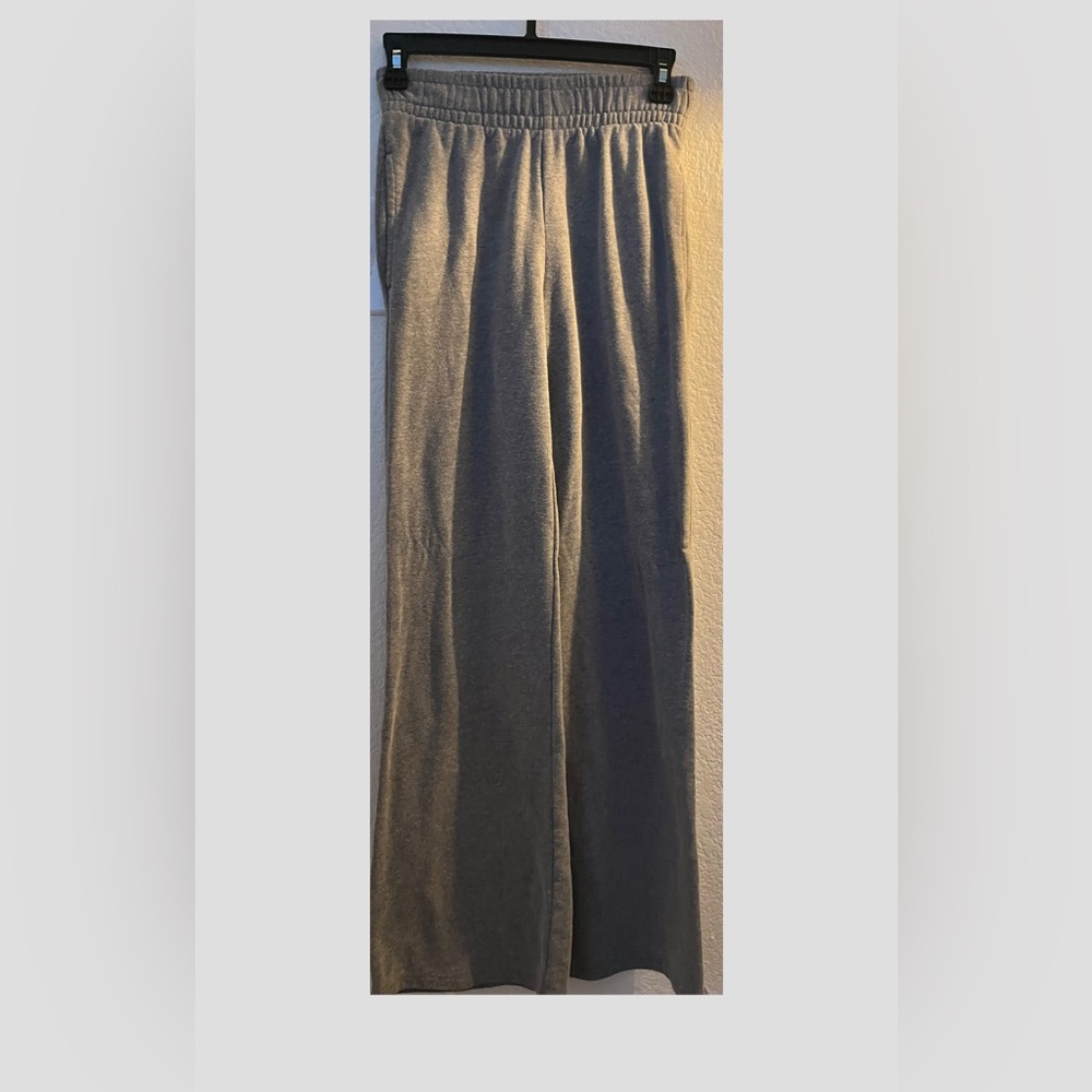 Gray Wide-Leg SweatPants